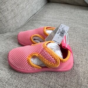 Old Navy baby girl water shoes